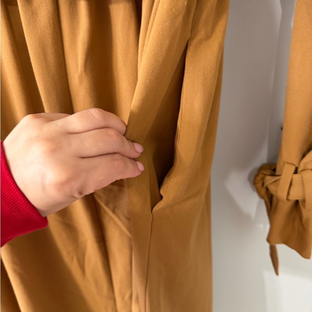 LC Lauren Conrad Camel Belted Trench Dress Pleated Tie Sleeve Pockets Size L - Picture 7 of 8